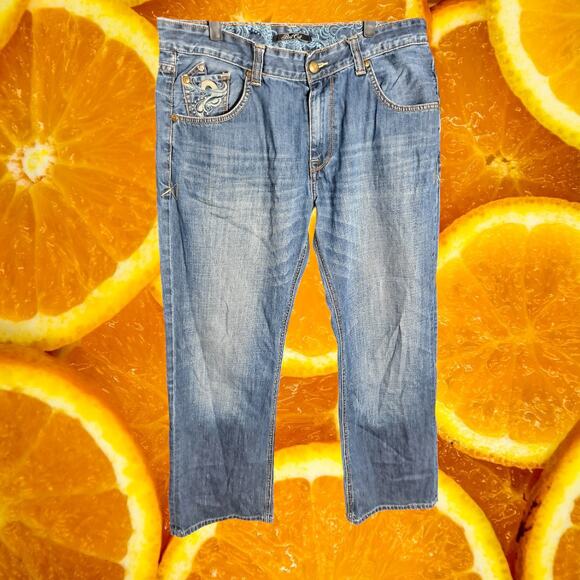 Marc Ecko Women's Boot Fit Embroidered Pockets Boot Cut Jeans Size W36 - Picture 2 of 10